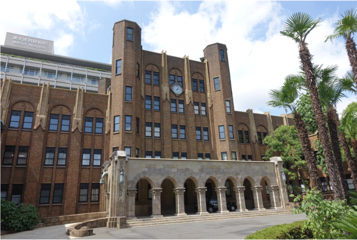 工事完了 外壁タイル面全体にSクリートガードが塗布されている。