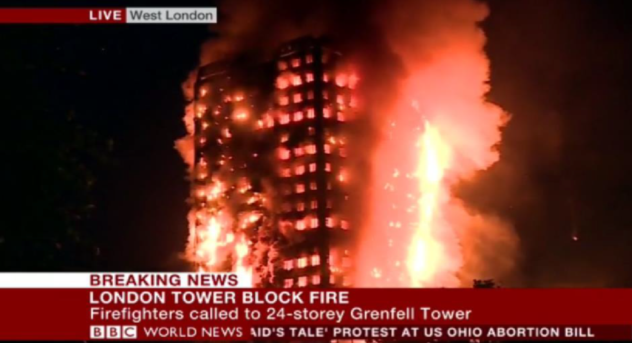 ロンドン高層マンション火災